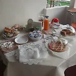 I Girasoli Srls Bed & Breakfast 3*